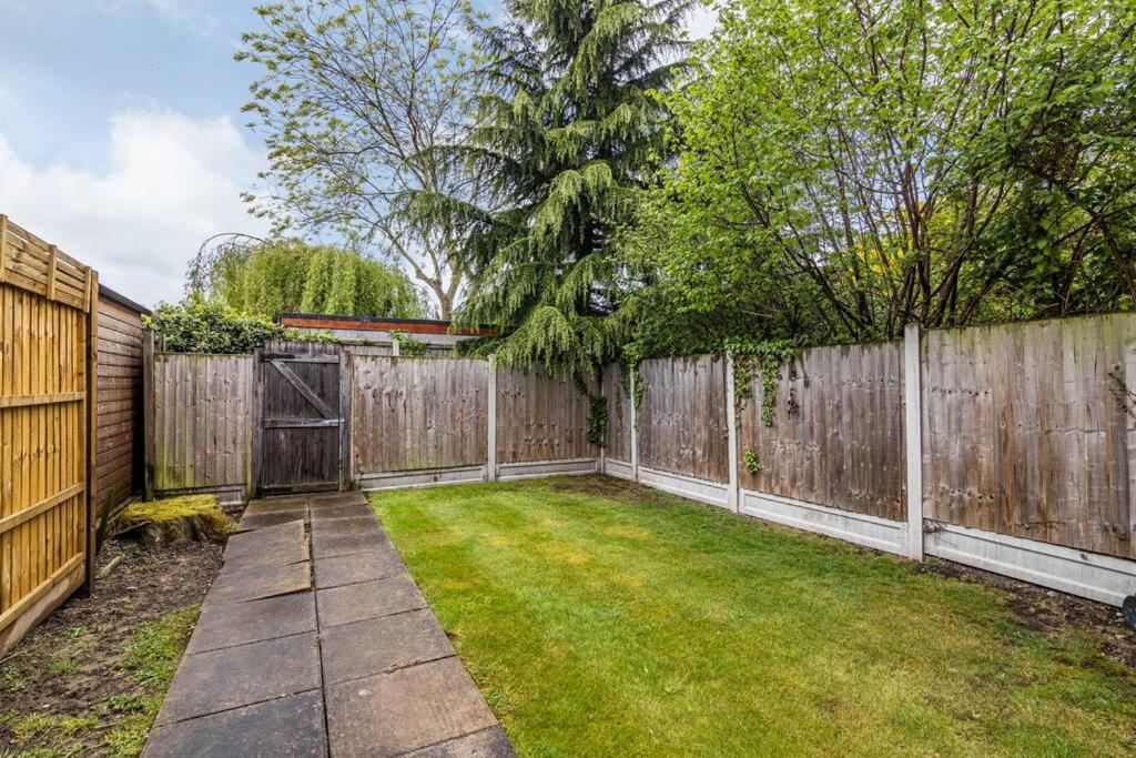 Dovecote House Beeston Private Parking 15Mins From Nottingham City Centre Close To Qmc Hospital ภายนอก รูปภาพ