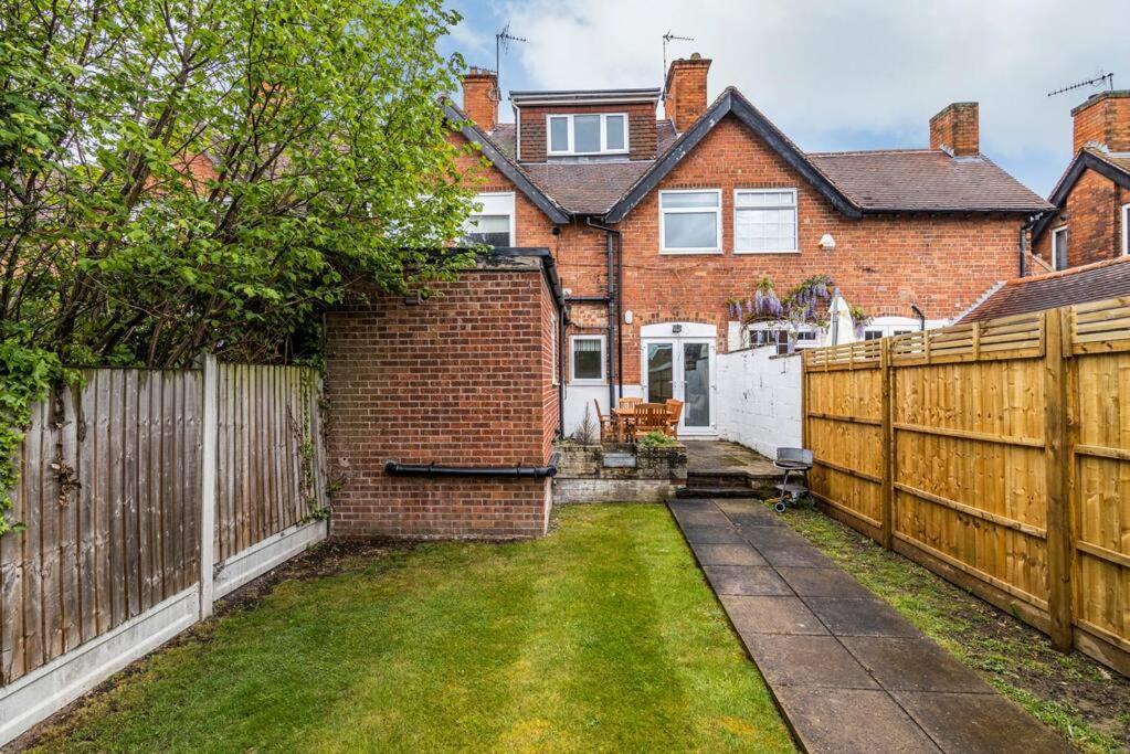 Dovecote House Beeston Private Parking 15Mins From Nottingham City Centre Close To Qmc Hospital ภายนอก รูปภาพ